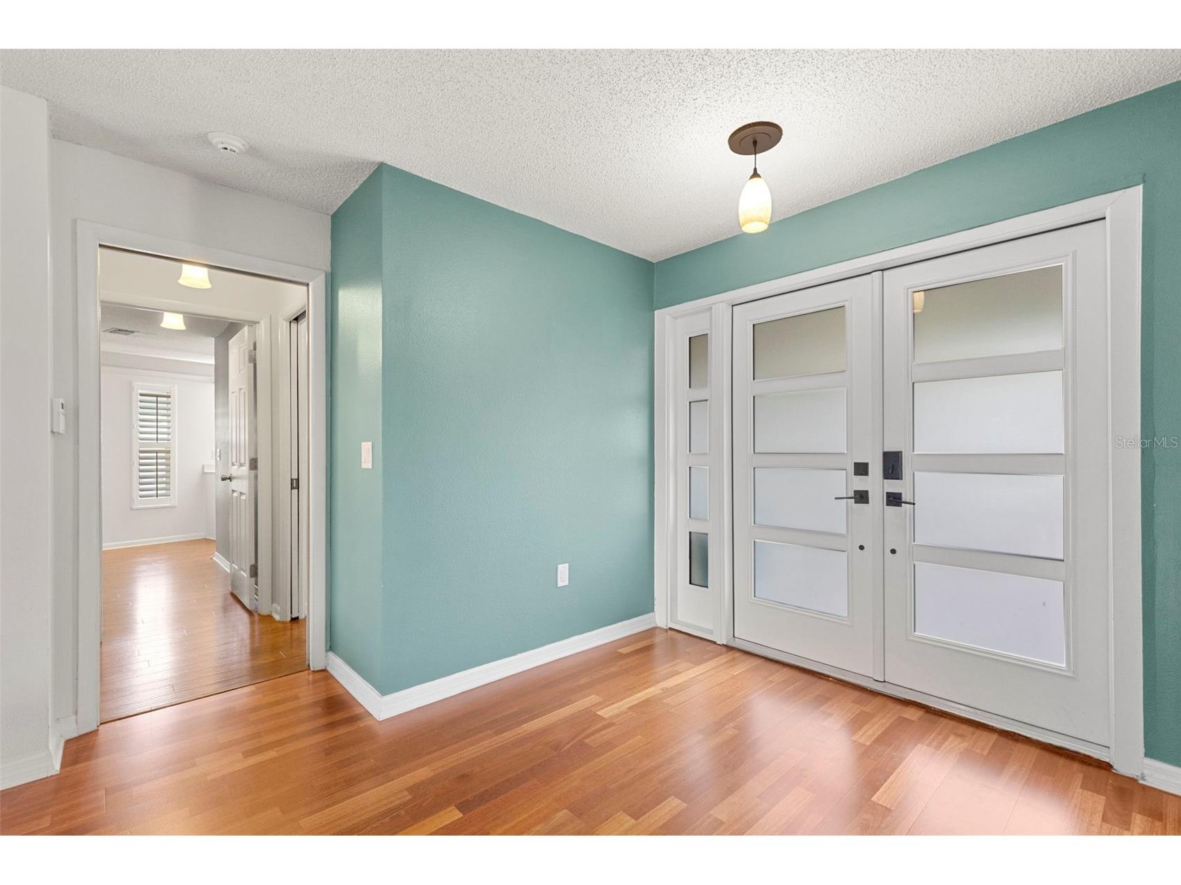 4308 Middle Lake Drive Tampa FL 33624 TB8514073 image5