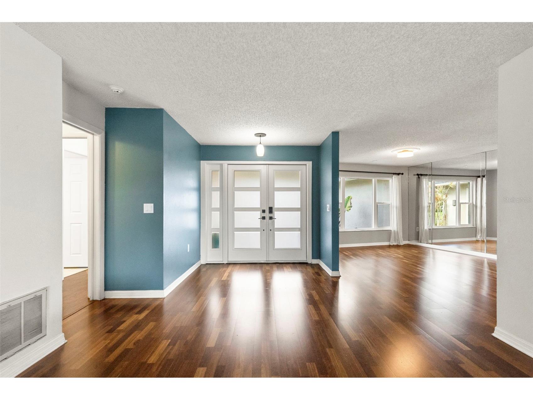 4308 Middle Lake Drive Tampa FL 33624 TB8514073 image7