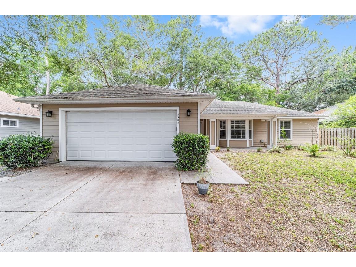 4308 NW 35th Terrace Gainesville FL 32605 OM702694 image2
