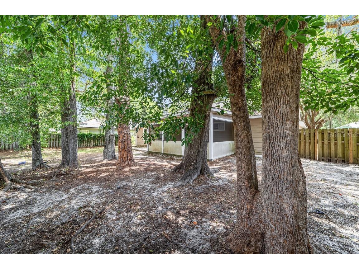 4308 NW 35th Terrace Gainesville FL 32605 OM702694 image31