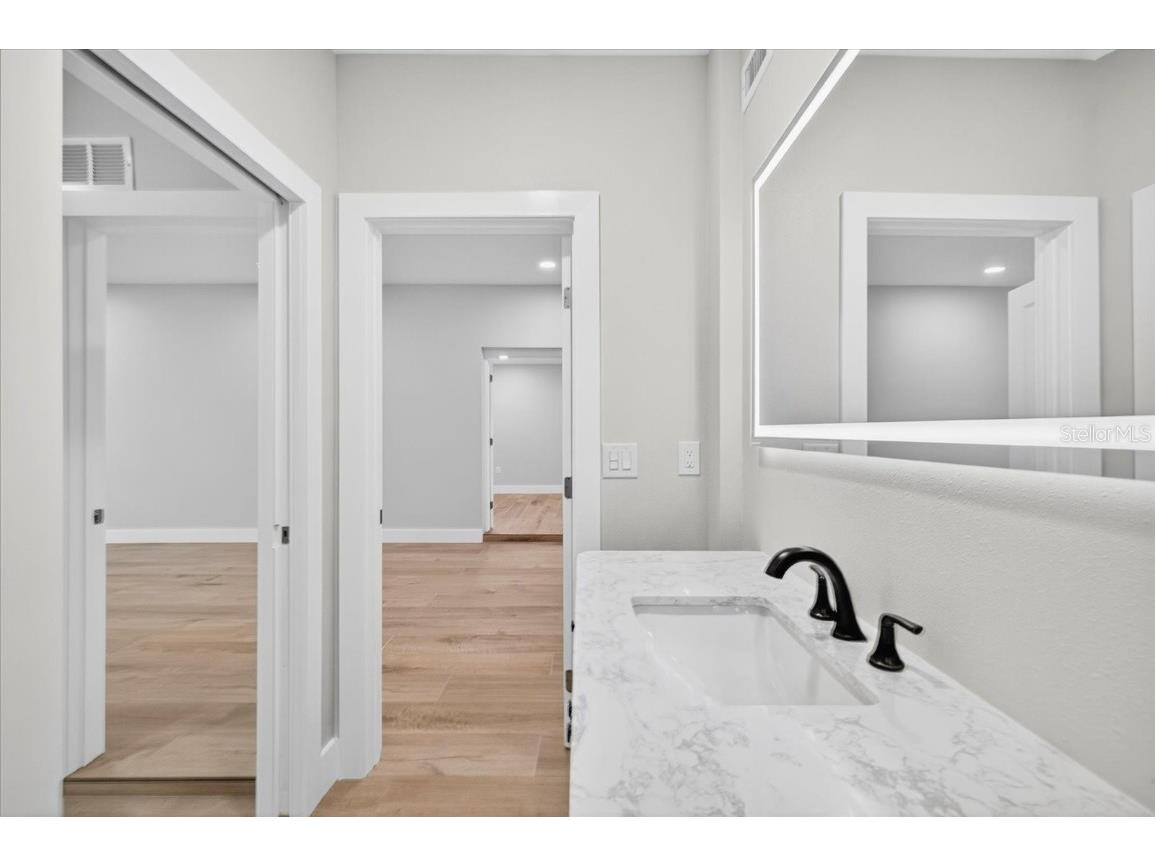 4308 W Iowa Avenue Tampa FL 33616 TB8436417 image15