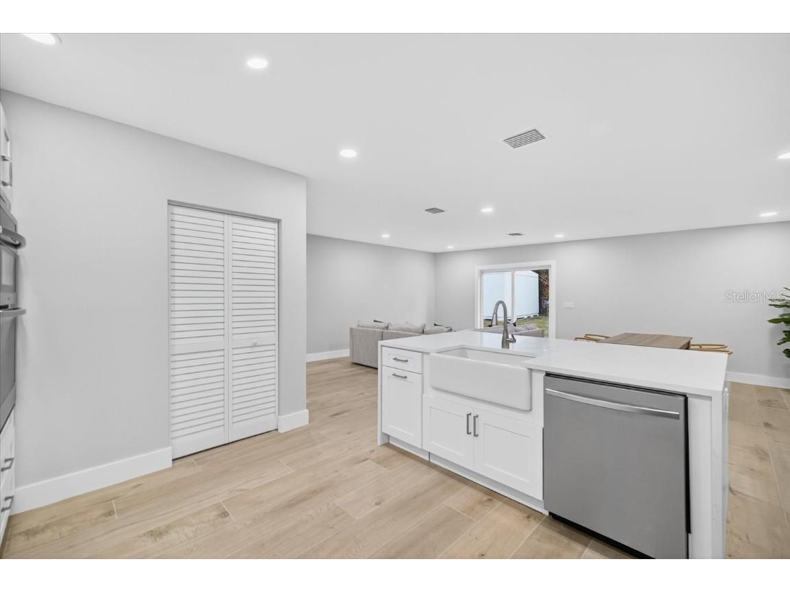 4308 W Iowa Avenue Tampa FL 33616 TB8436417 image20