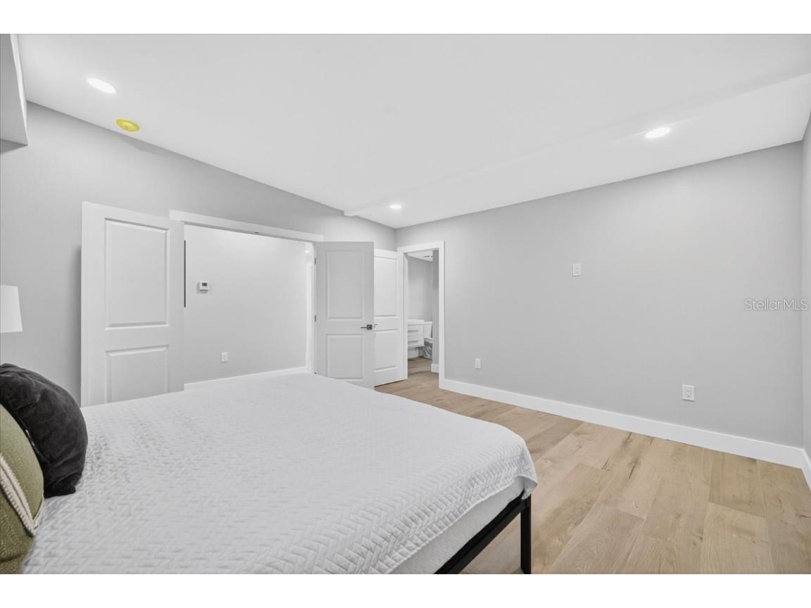 4308 W Iowa Avenue Tampa FL 33616 TB8436417 image23