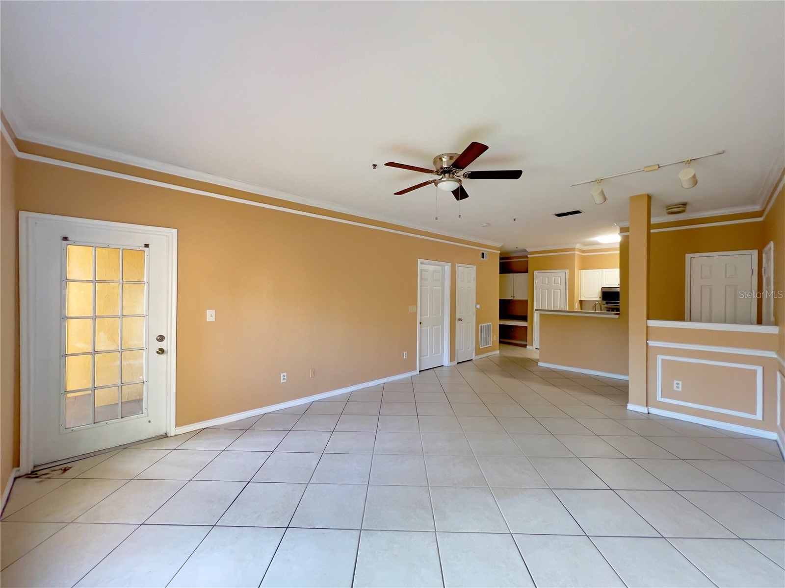 4309 Bayside Village Drive #102 Tampa FL 33615 TB8477657 image3