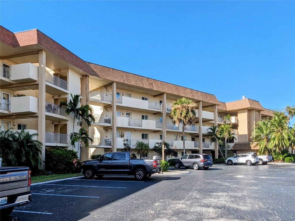 4309 Mariner Way #304 Fort Myers FL 33919 A4671265 image2
