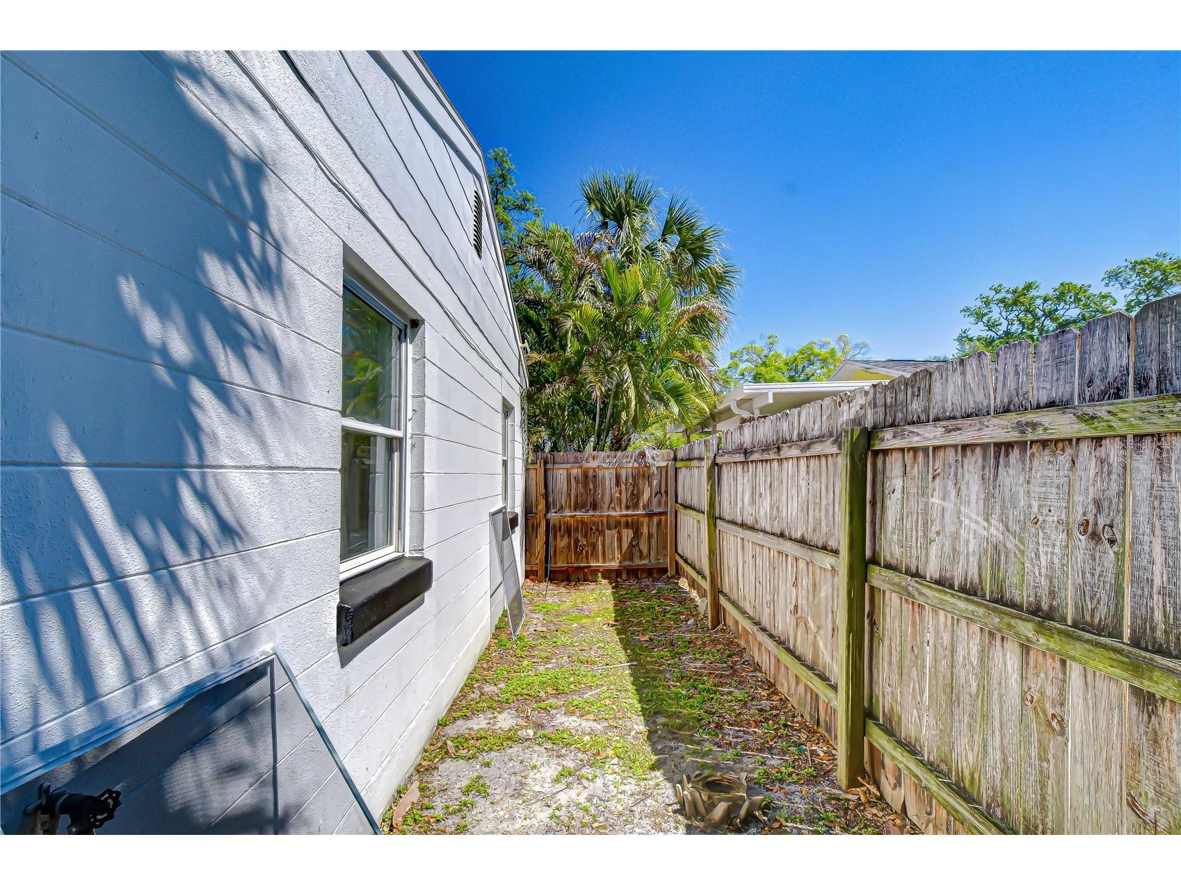 4309 S Renellie Drive Tampa FL 33611 TB8493944 image45