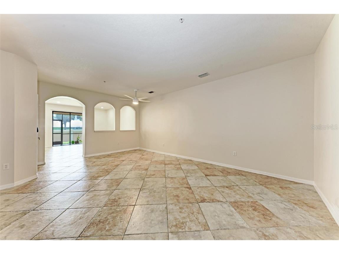 4309 Via Piedra Circle #6-103 Sarasota FL 34233 A4651956 image3