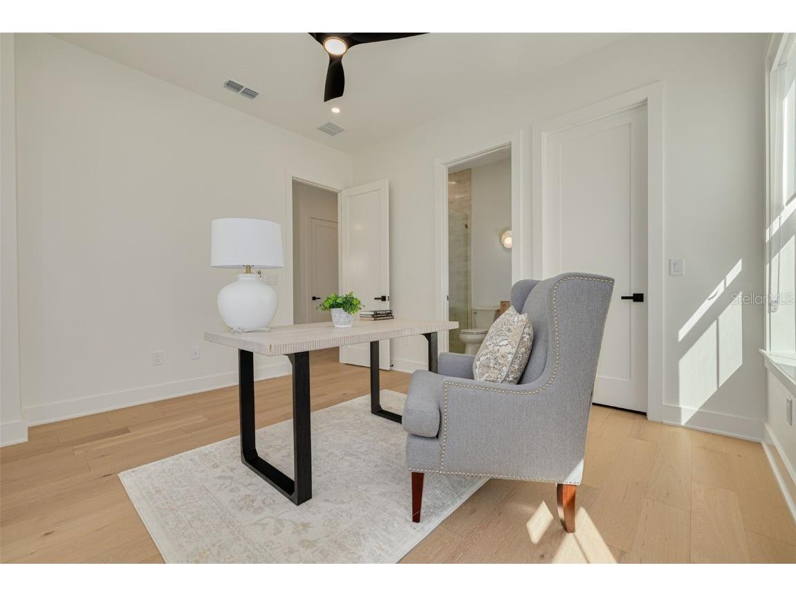 431 36th Avenue N Saint Petersburg FL 33704 TB8436310 image13