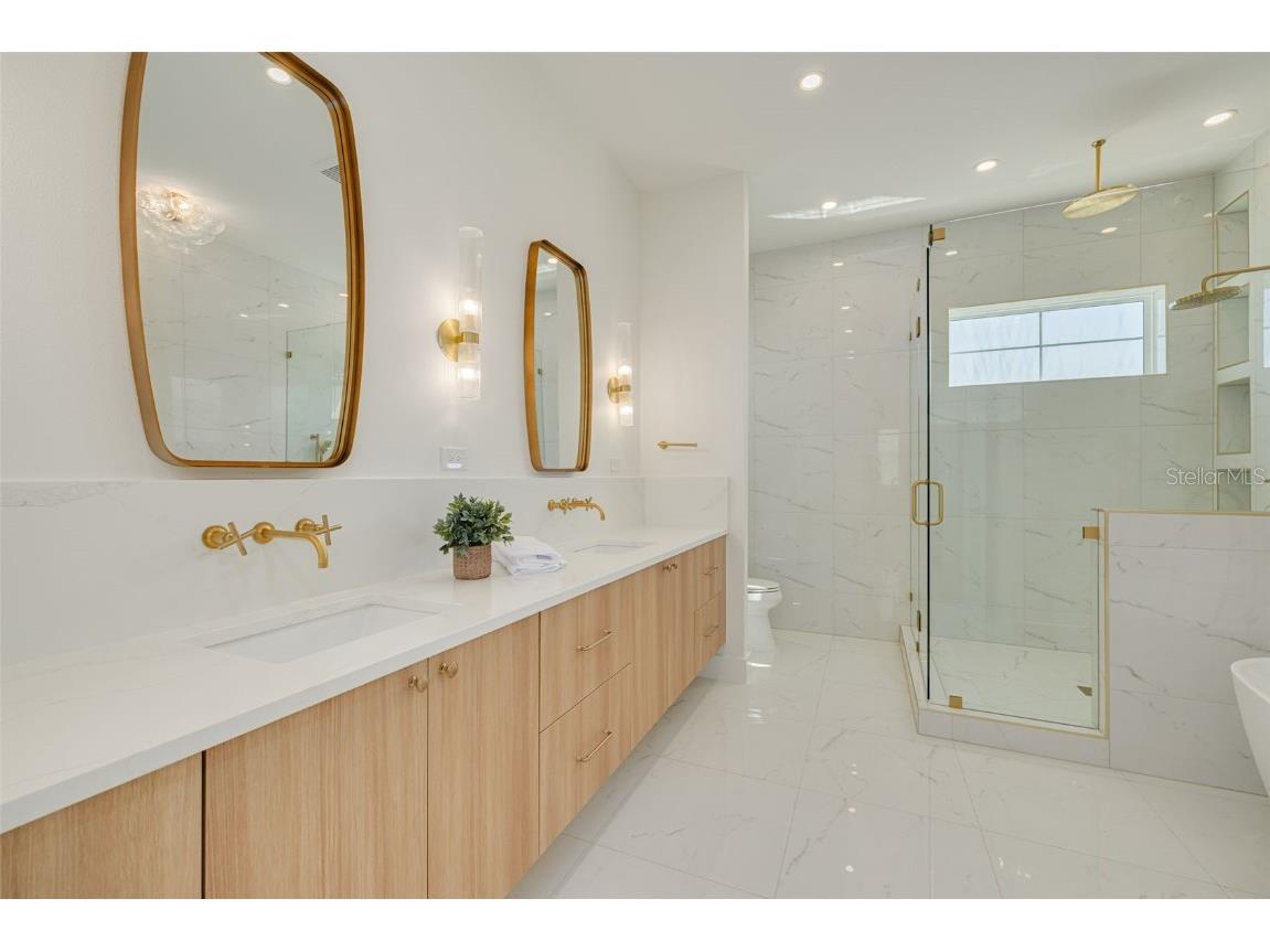 431 36th Avenue N Saint Petersburg FL 33704 TB8436310 image24