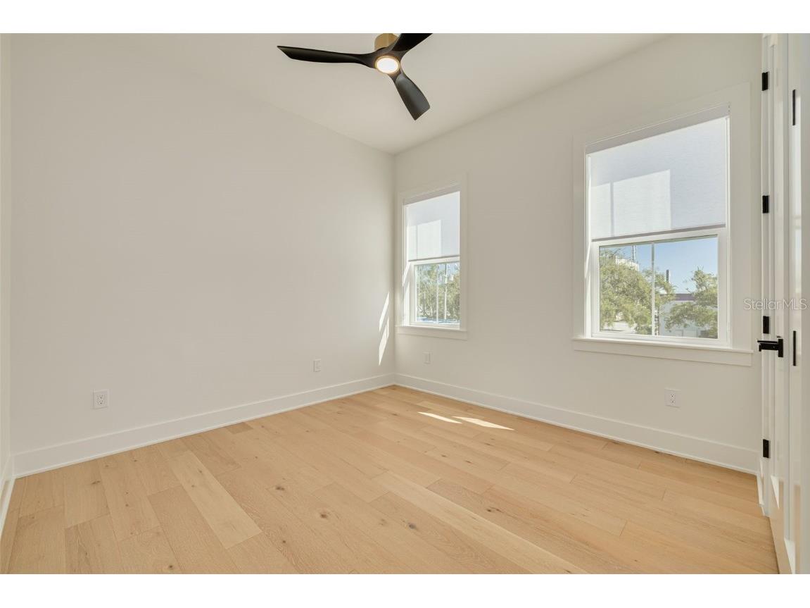 431 36th Avenue N Saint Petersburg FL 33704 TB8436310 image26