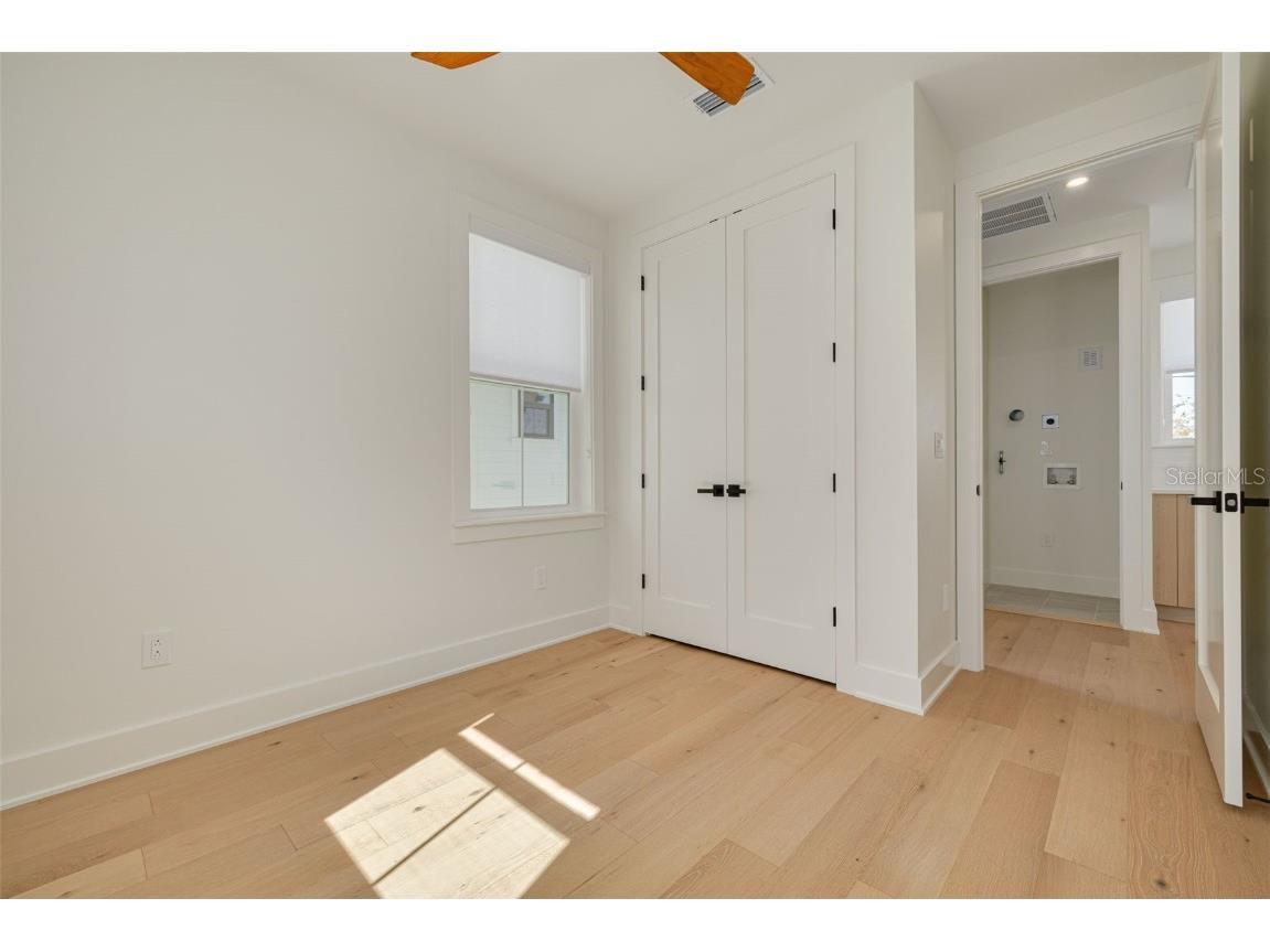 431 36th Avenue N Saint Petersburg FL 33704 TB8436310 image45