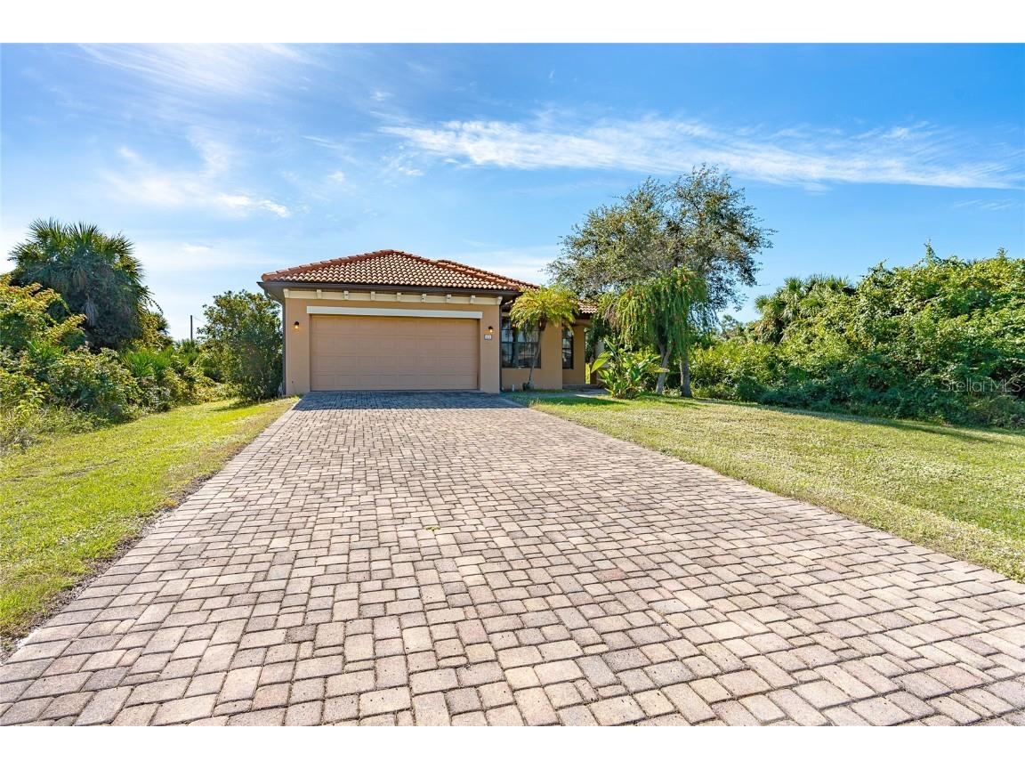431 Albatross Road Rotonda West FL 33947 D6132721 image1