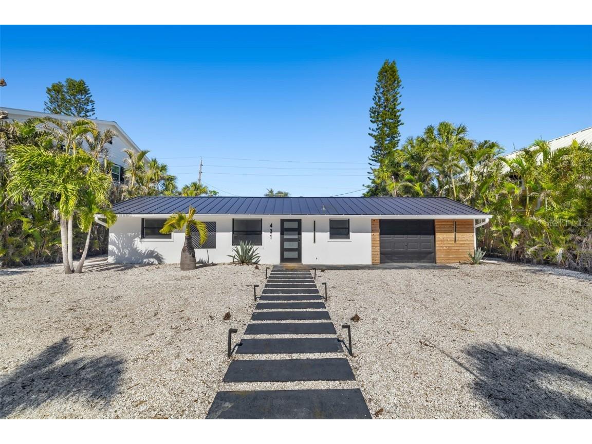 431 Avenida De Mayo Sarasota FL 34242 A4637794 image1