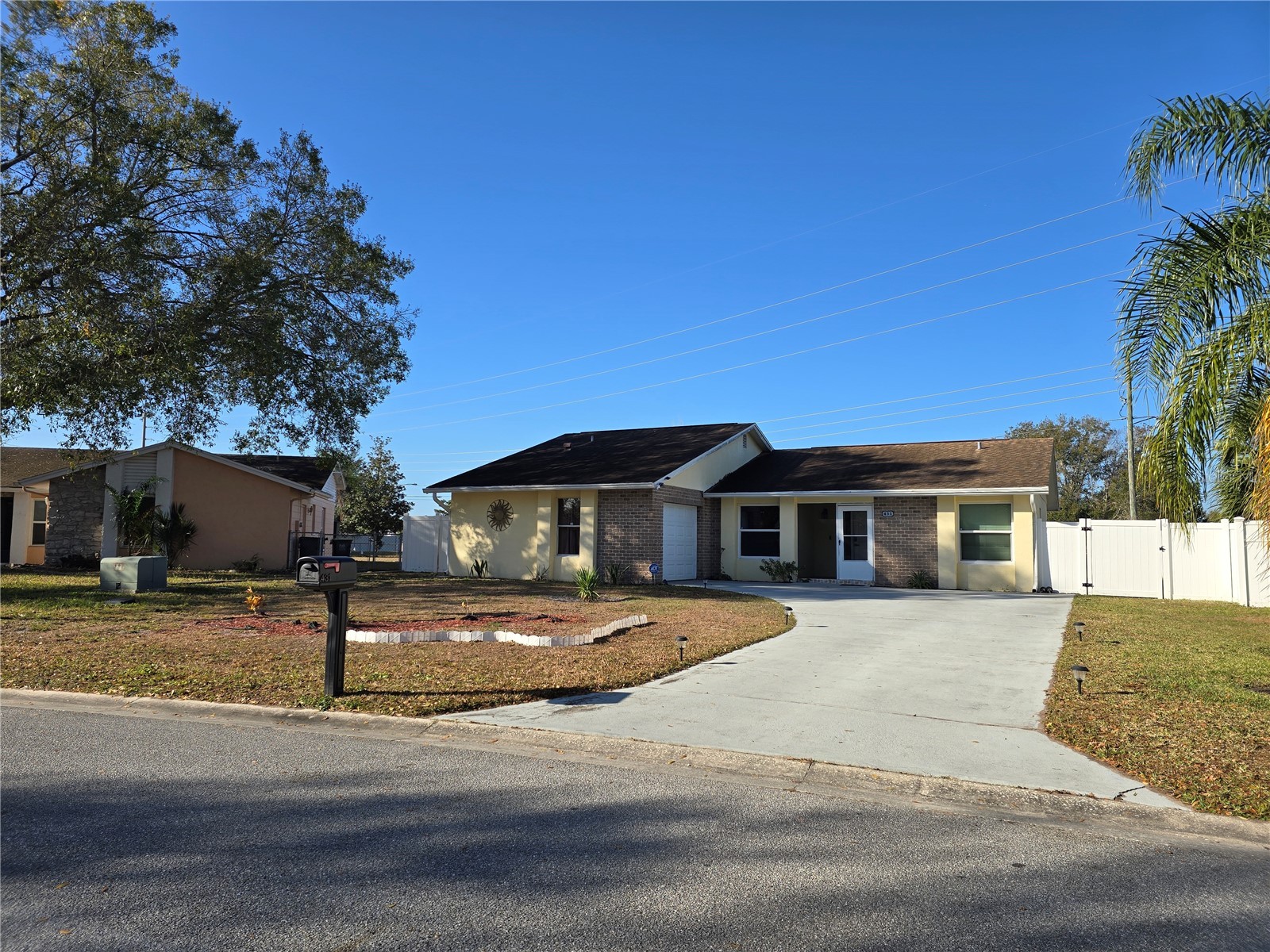 431 Cart Ct Kissimmee FL 34759 P4937630 image1
