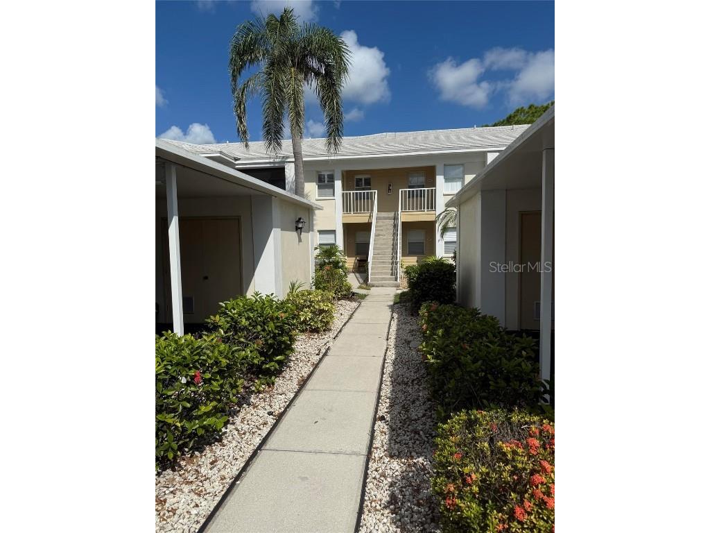 431 Cerromar Lane #446 Venice FL 34293 O6326825 image2