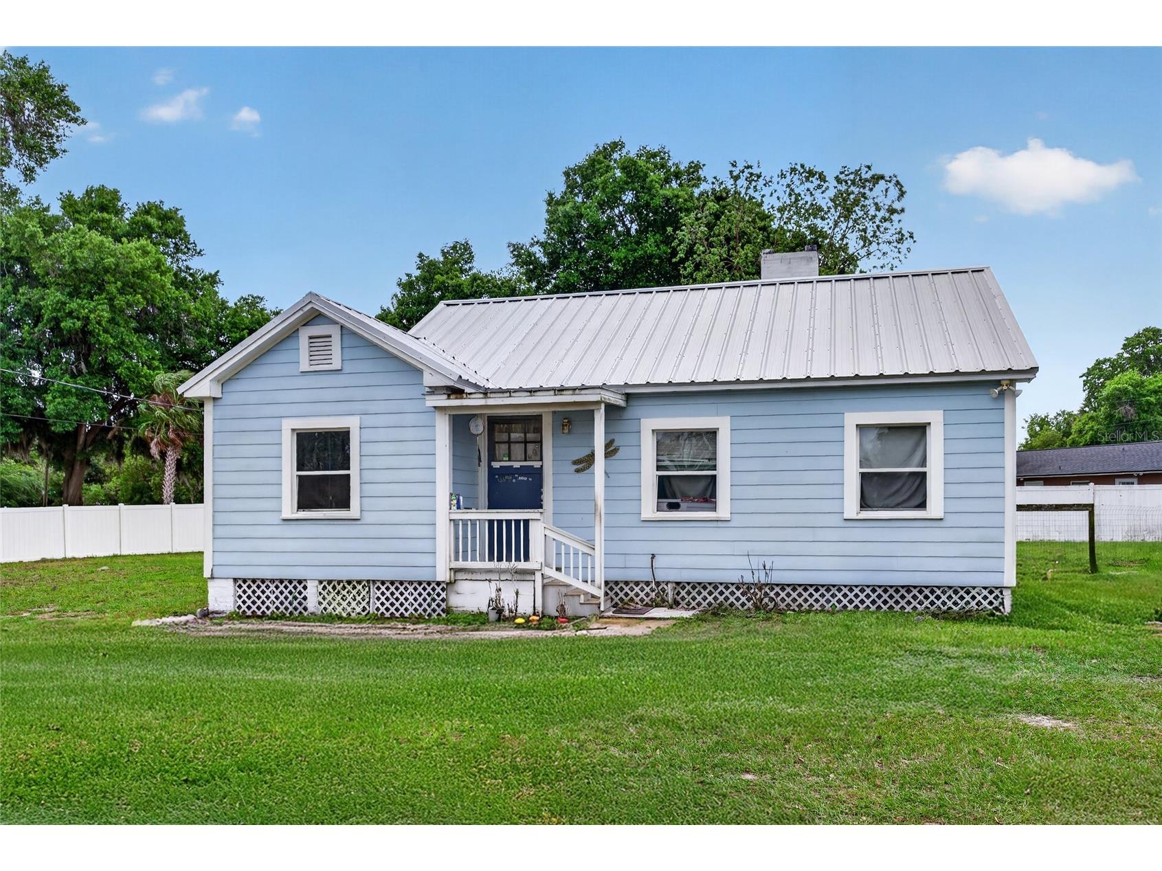 431 Edgewater Avenue Umatilla FL 32784 OM722541 image2