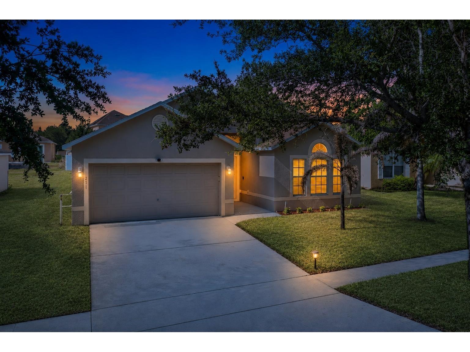 431 Hammerstone Avenue Haines City FL 33844 P4938738 image1