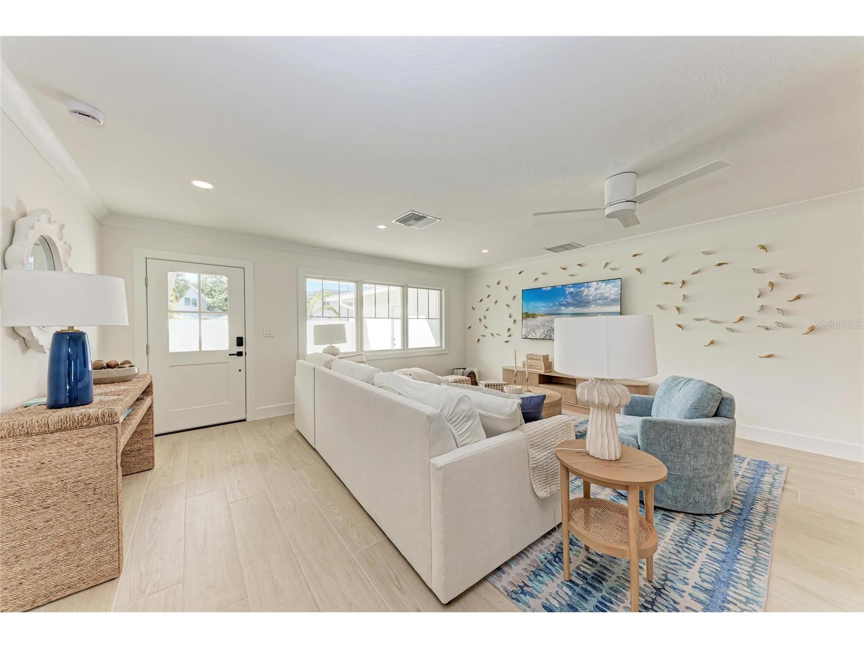 431 Island Circle Sarasota FL 34242 A4691247 image10