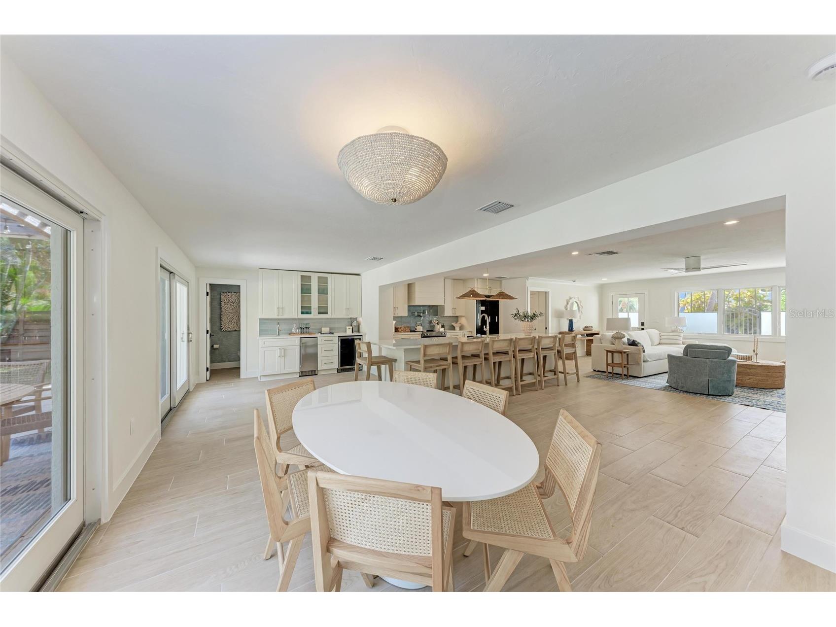431 Island Circle Sarasota FL 34242 A4691247 image19