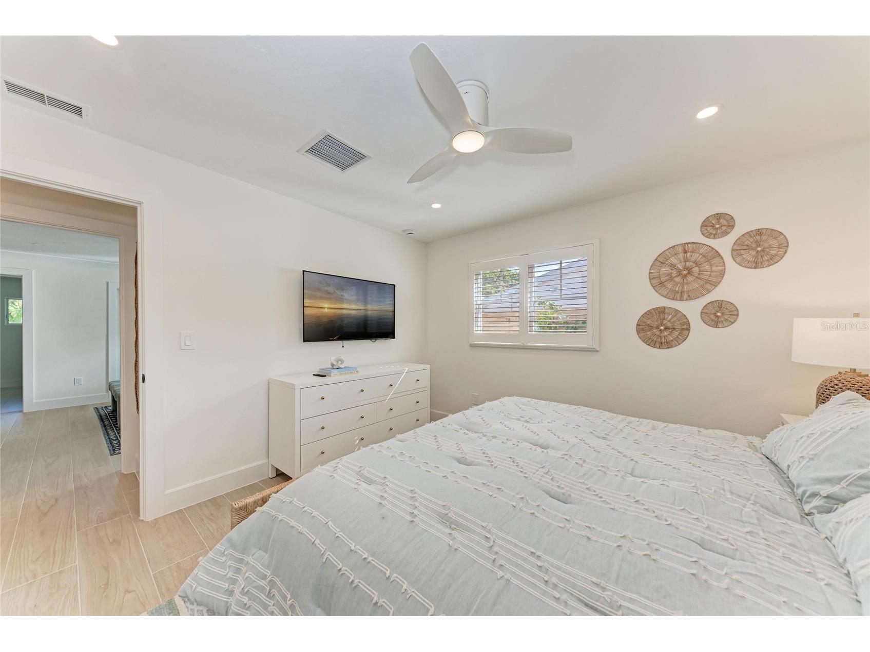 431 Island Circle Sarasota FL 34242 A4691247 image30