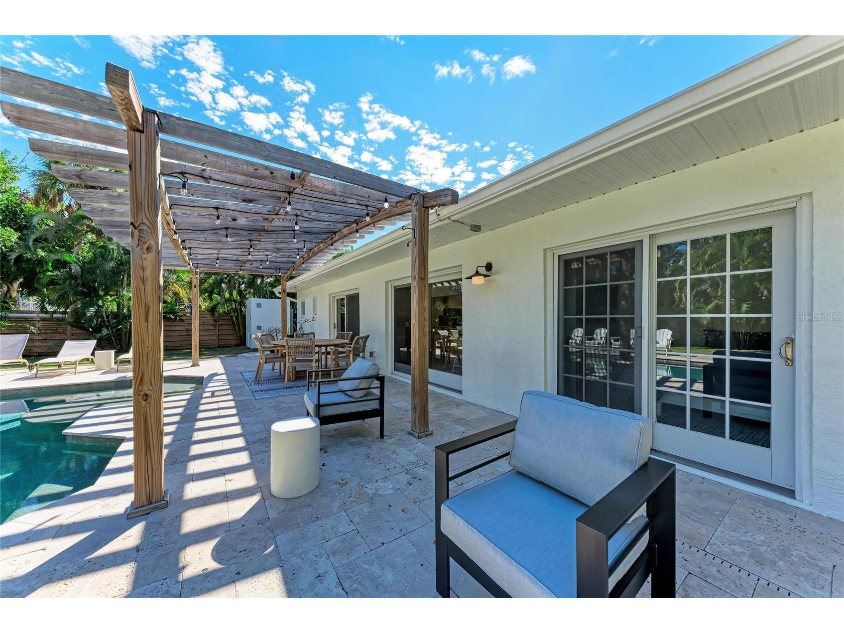 431 Island Circle Sarasota FL 34242 A4691247 image49