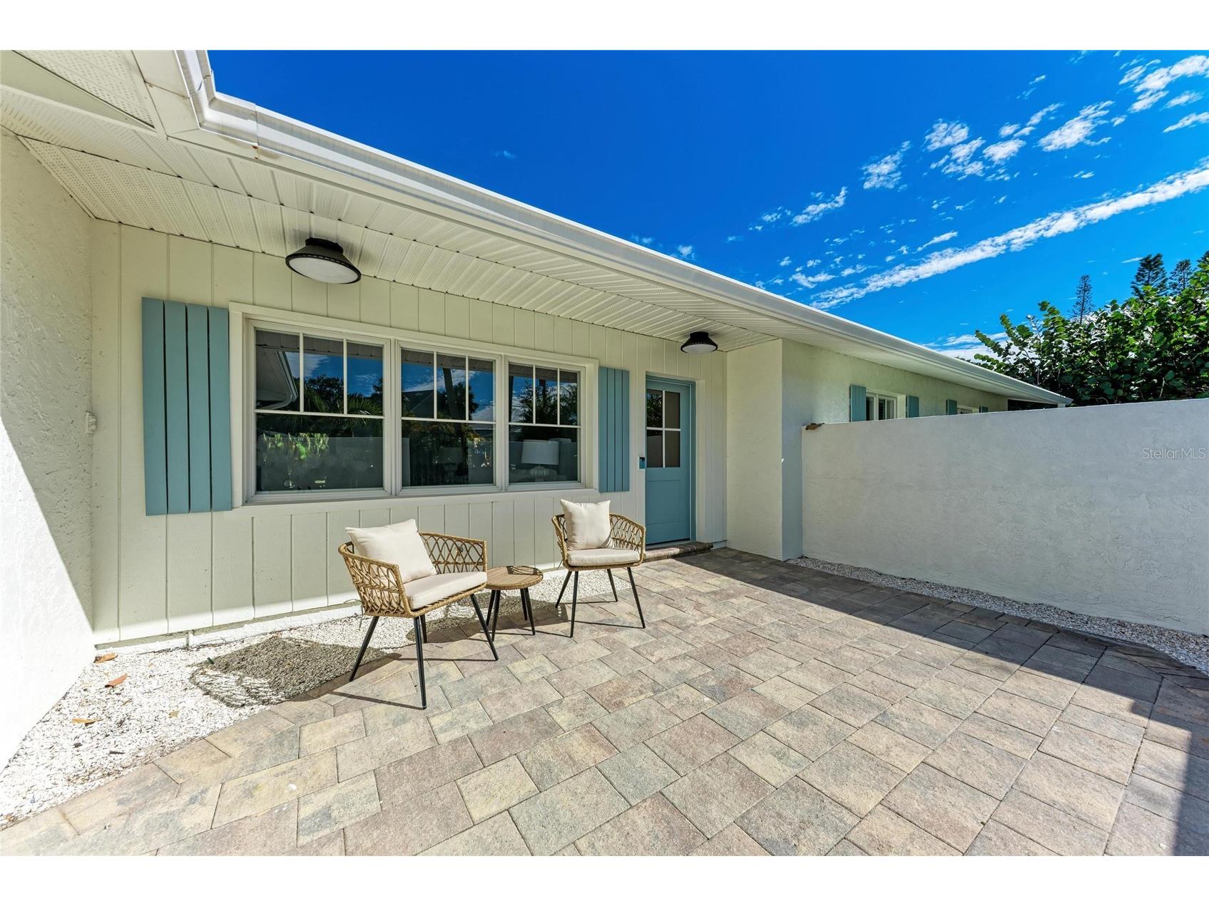 431 Island Circle Sarasota FL 34242 A4691247 image6