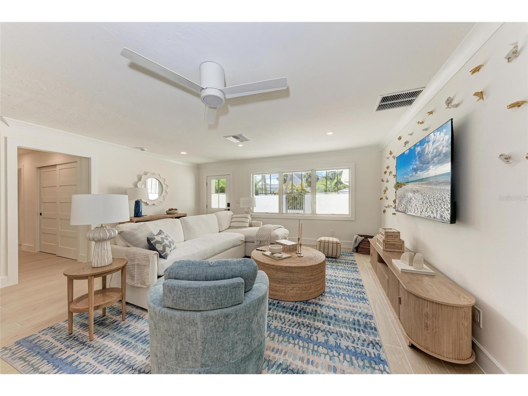 431 Island Circle Sarasota FL 34242 A4691247 image9