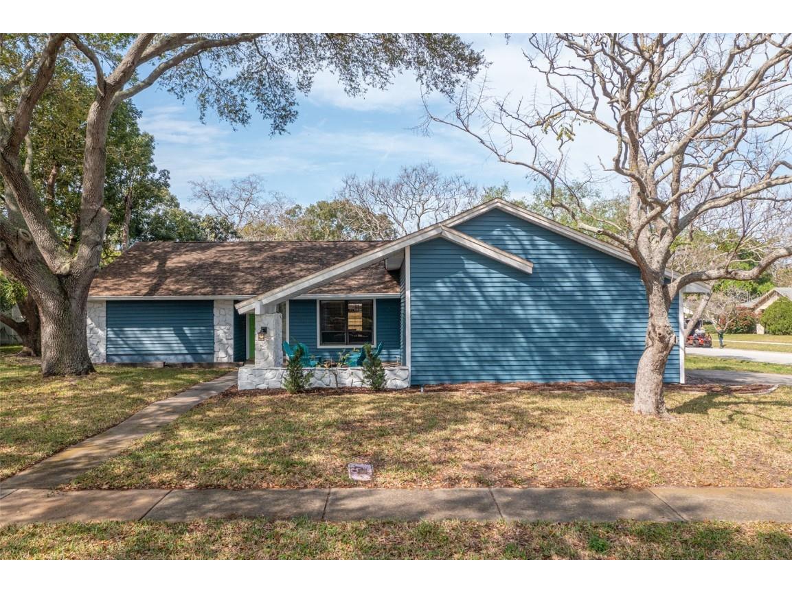 431 Meravan Drive Palm Harbor FL 34683 U8233793 image1