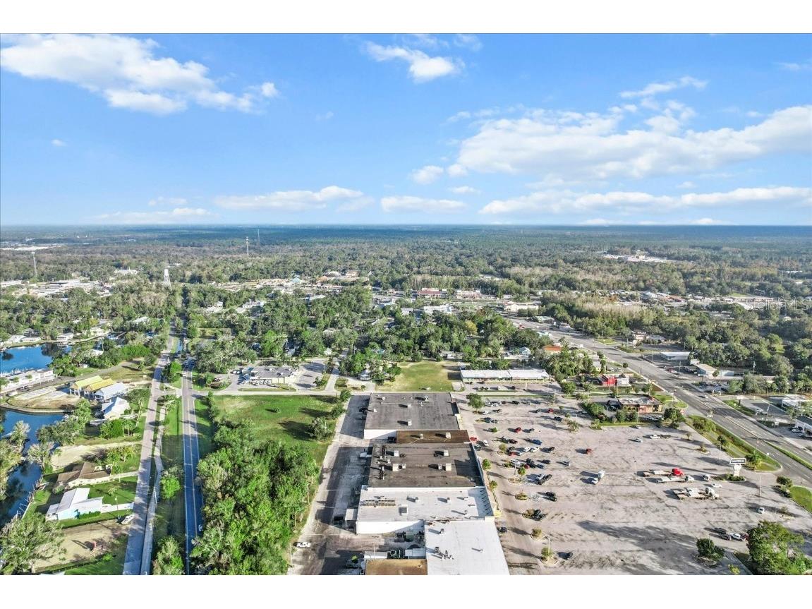 431 NE 1st Terrace Crystal River FL 34429 TB8397539 image8