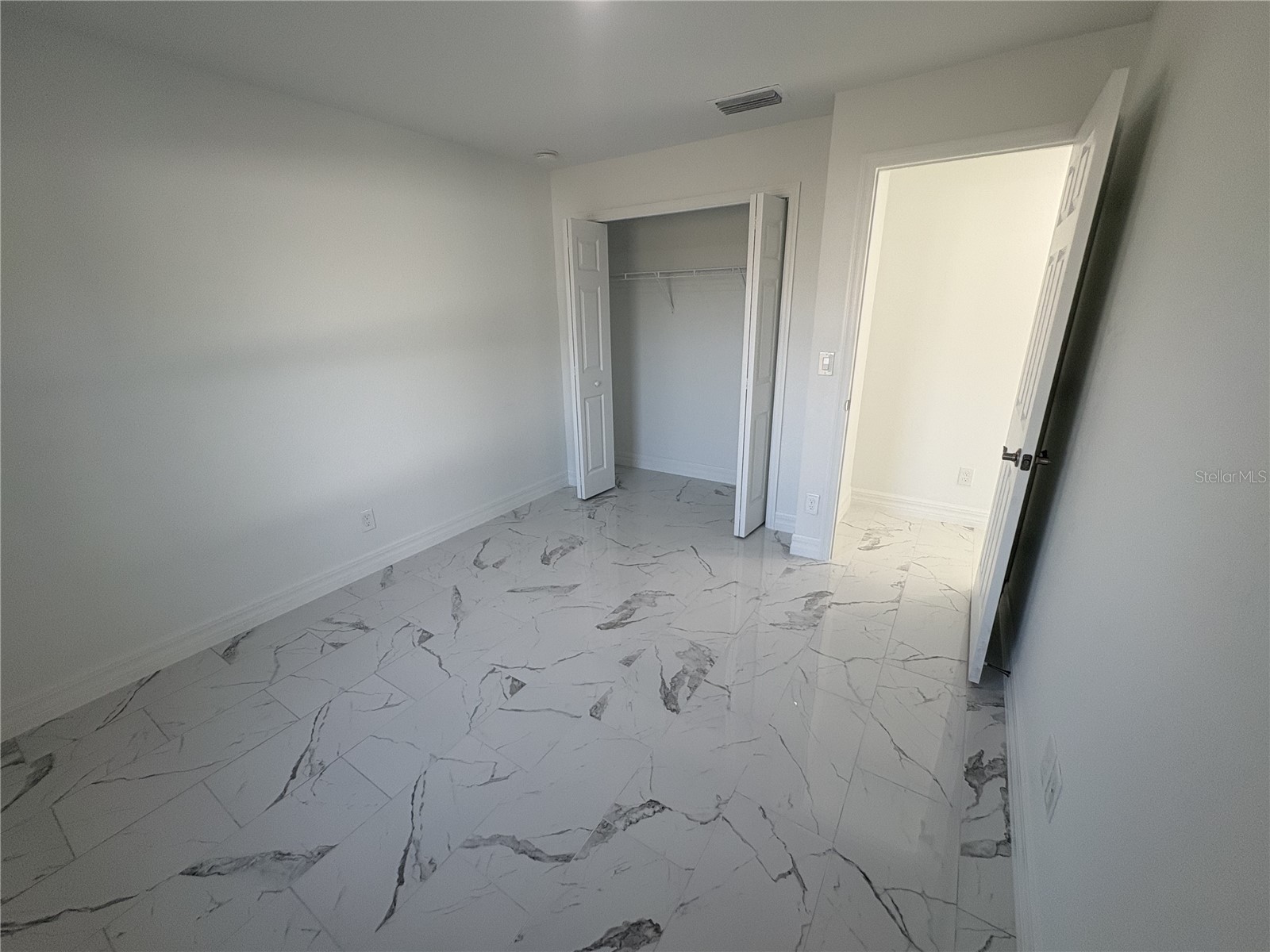 431 NE Juanita Court Cape Coral FL 33909 C7524010 image7