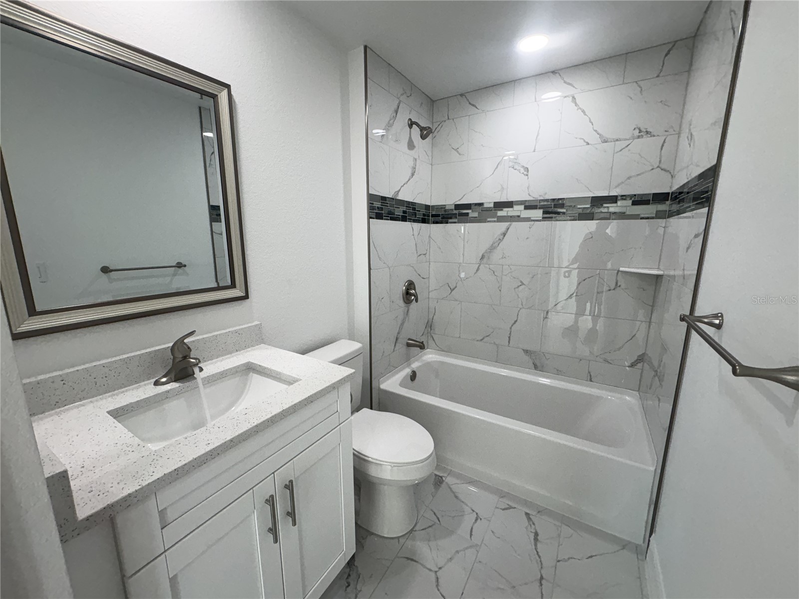 431 NE Juanita Court Cape Coral FL 33909 C7524010 image8