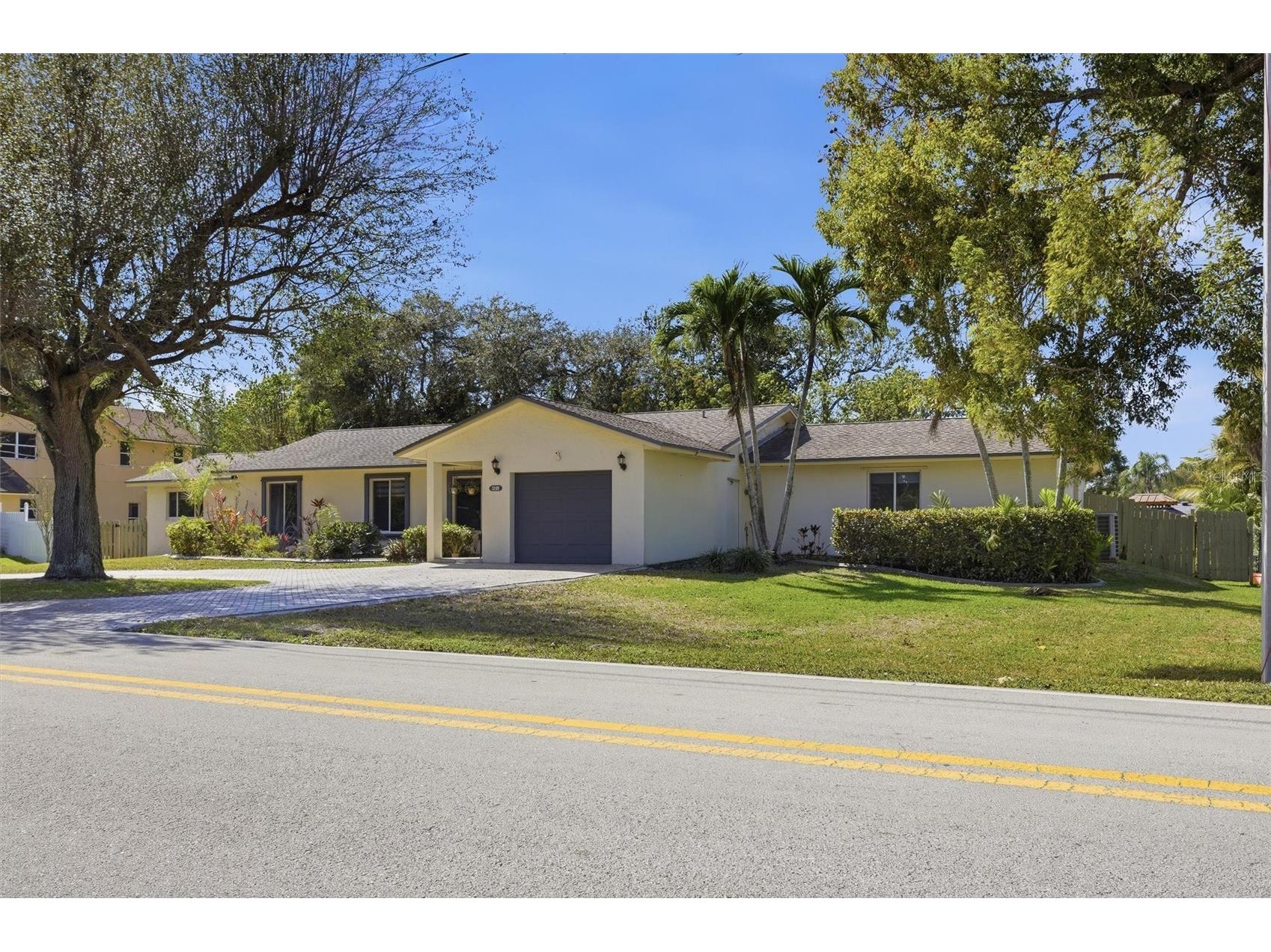 431 S Old Hiatus Rd Avenue Fort Lauderdale FL 33325 A4684321 image2