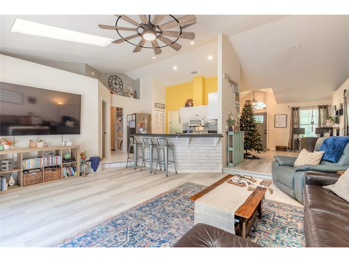 431 Secluded Oaks Trail Deland FL 32724 V4946061 image18