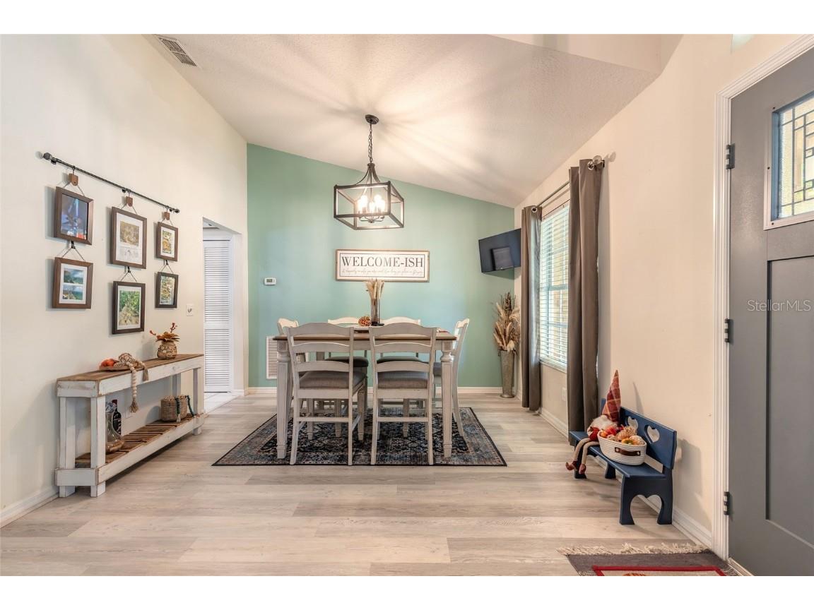 431 Secluded Oaks Trail Deland FL 32724 V4946061 image6