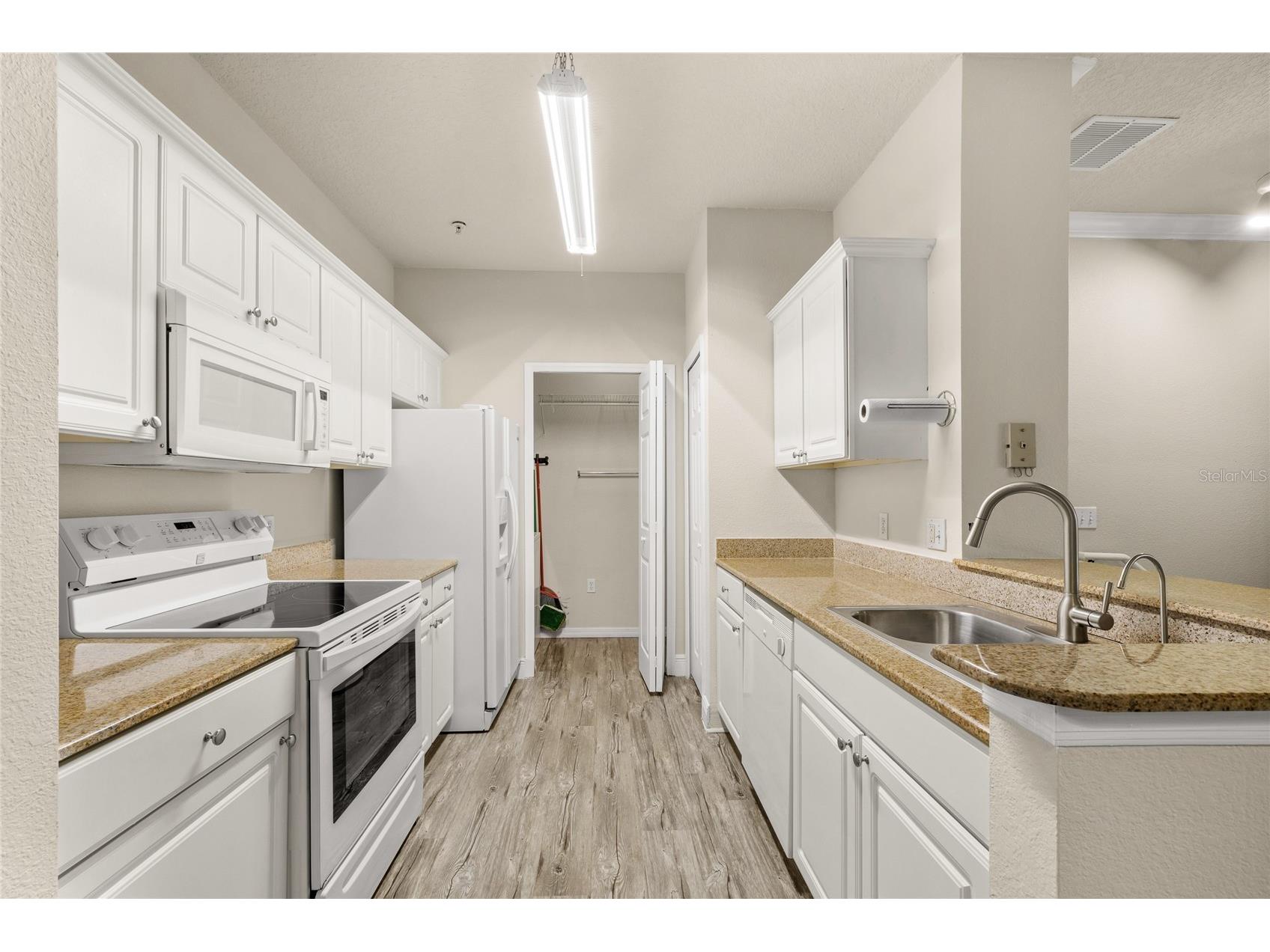 431 Southern Pecan Circle #201 Winter Garden FL 34787 O6397663 image10