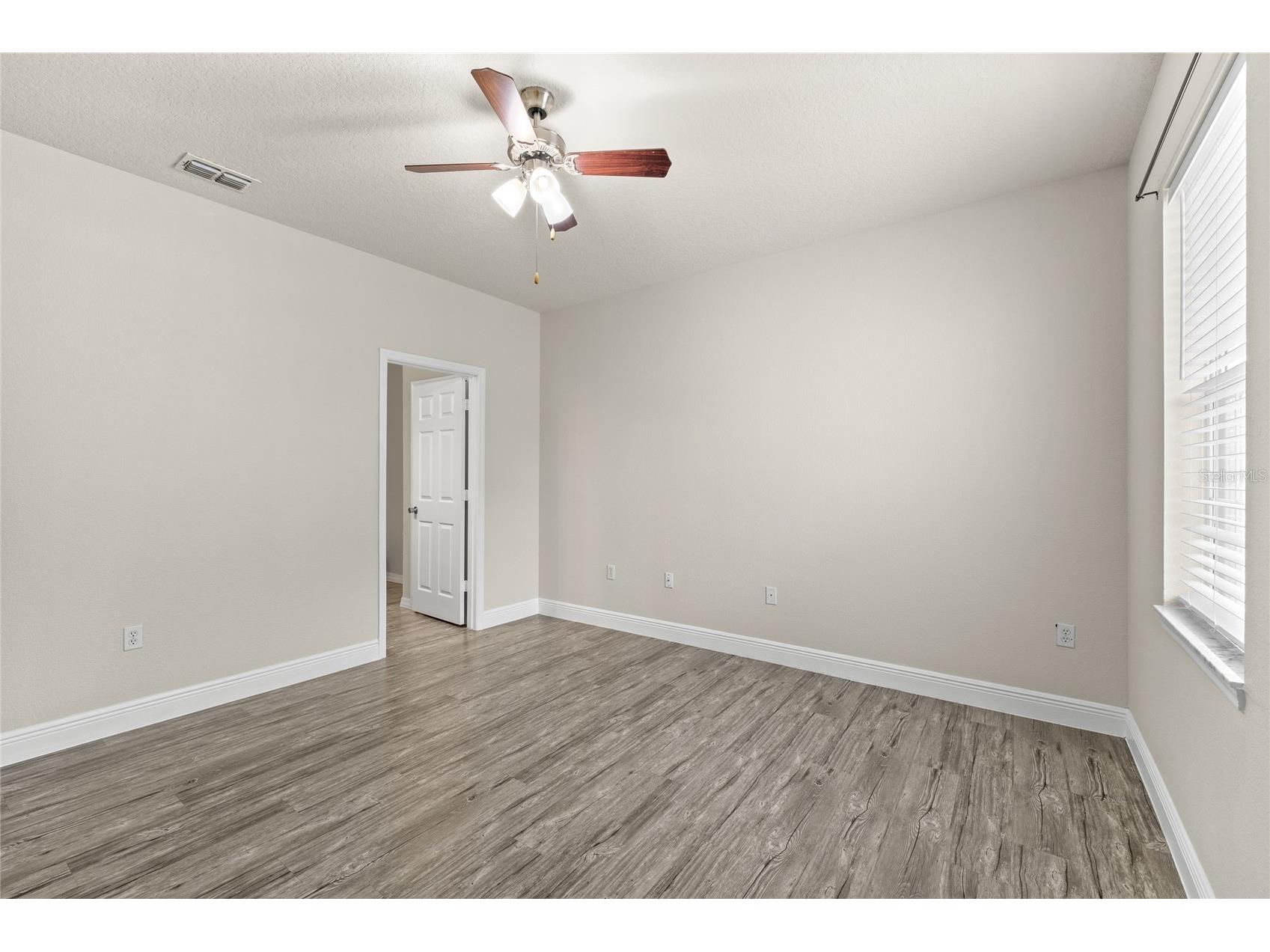 431 Southern Pecan Circle #201 Winter Garden FL 34787 O6397663 image18