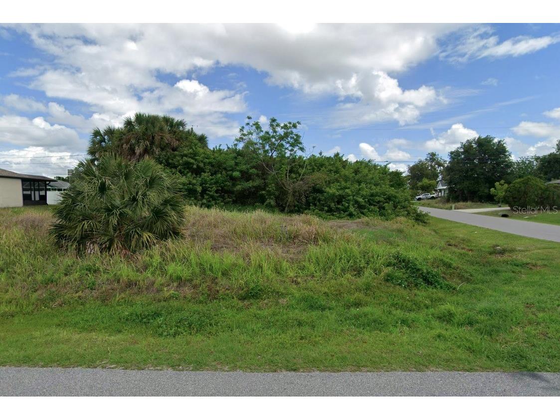 431 Spring Lake Boulevard NW Port Charlotte FL 33952 A4699057 image1