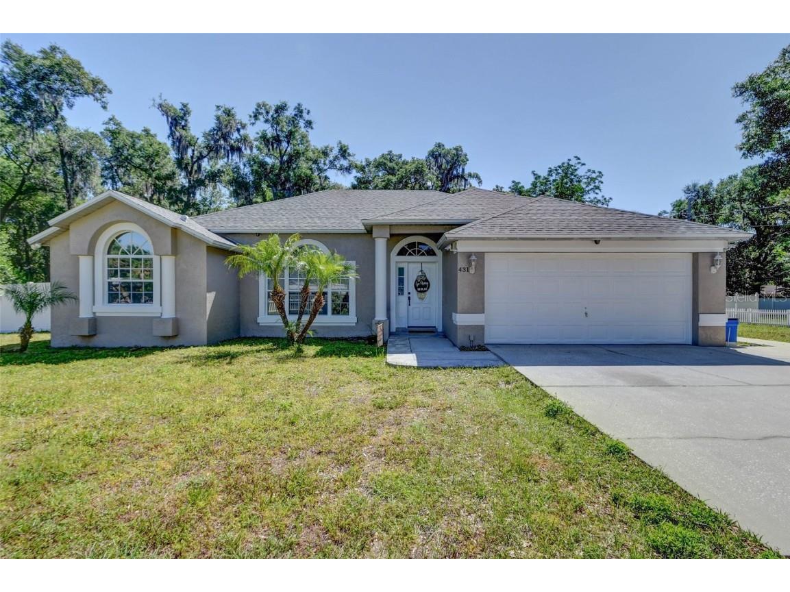 431 Tiffany Lane Lake Helen FL 32744 V4935413 image1