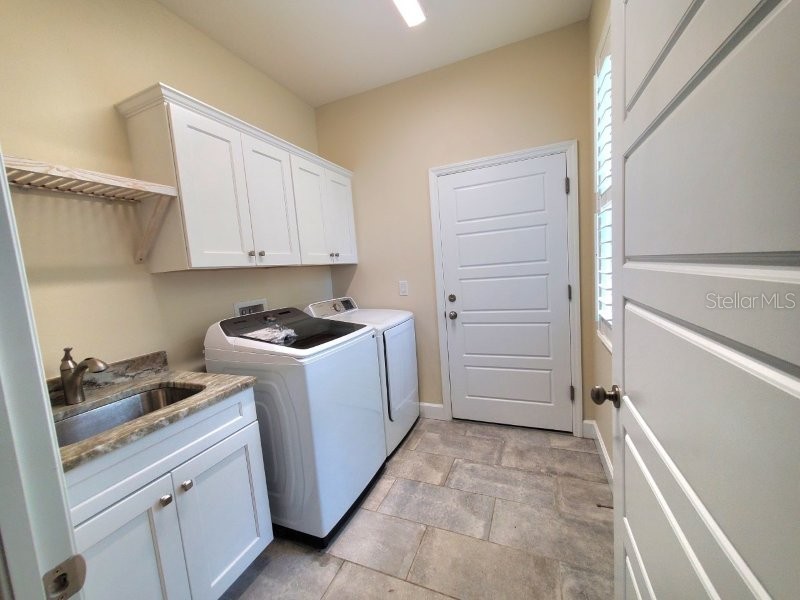 431 W Mckenzie Street Punta Gorda FL 33950 C7527721 image21