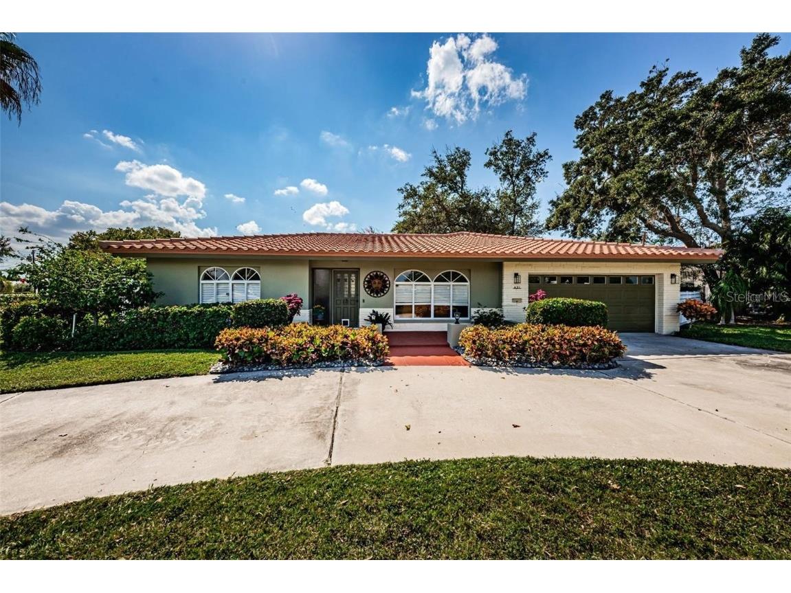 431 Windward Passage Clearwater Beach FL 33767 TB8394282 image1