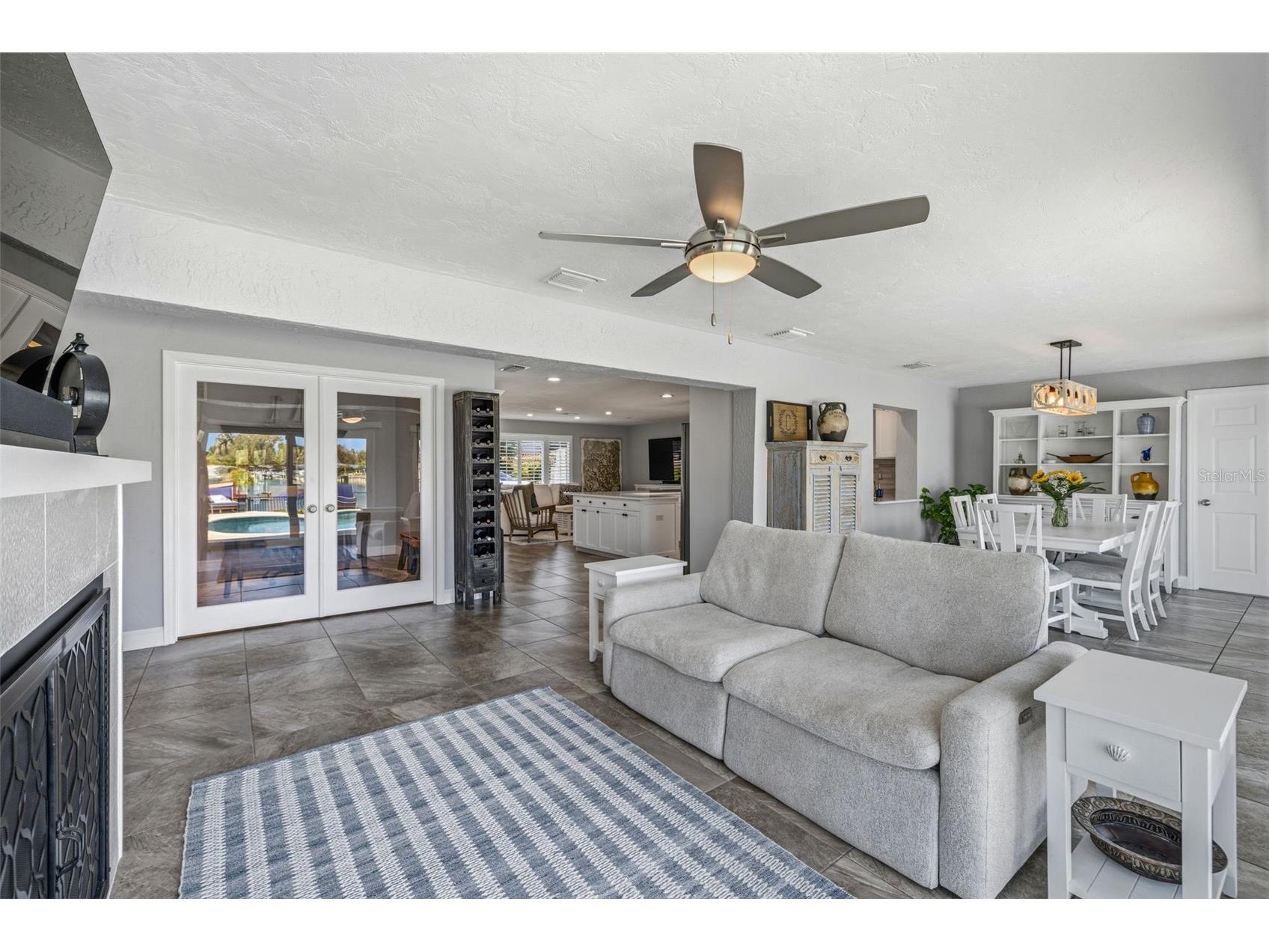4310 40th Street S Saint Petersburg FL 33711 TB8480975 image18