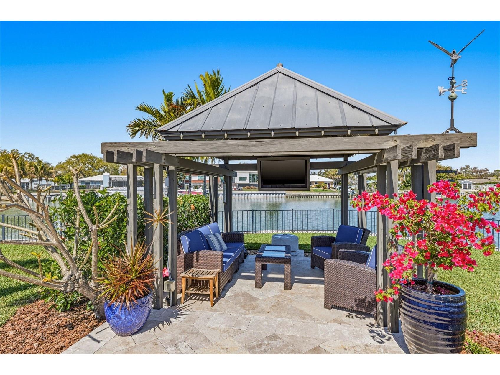 4310 40th Street S Saint Petersburg FL 33711 TB8480975 image3