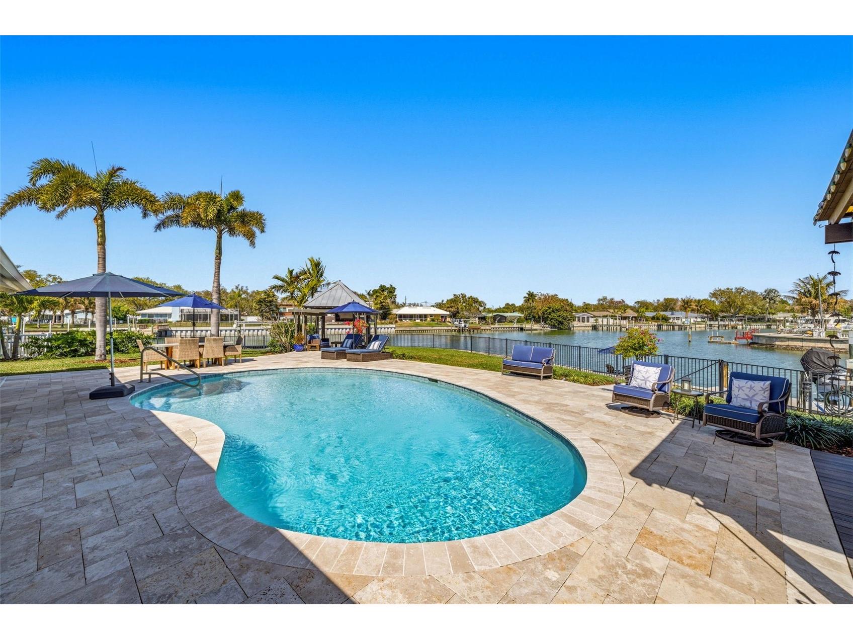 4310 40th Street S Saint Petersburg FL 33711 TB8480975 image34