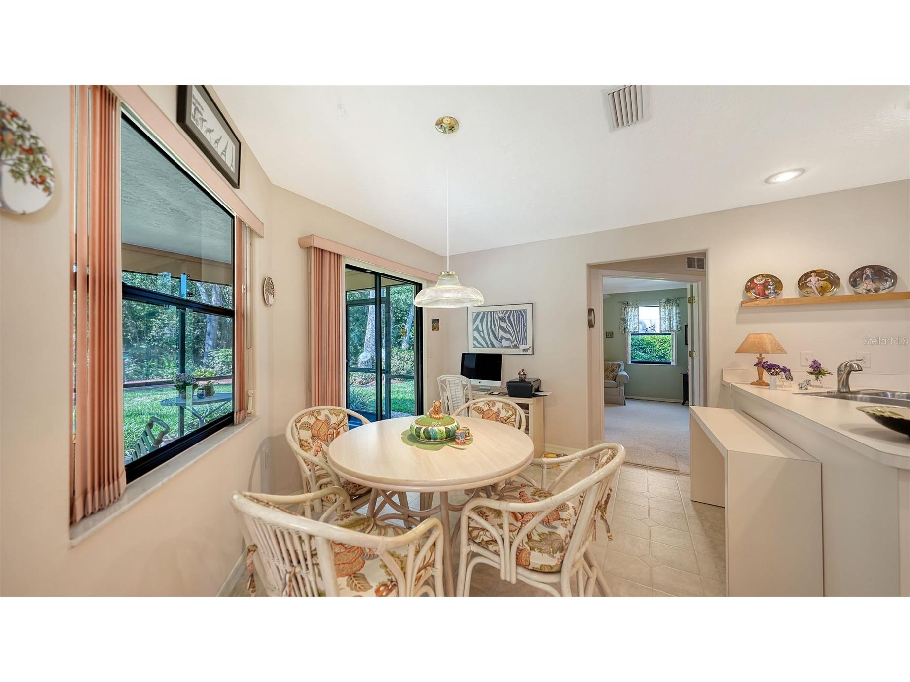 4310 74th Avenue E Sarasota FL 34243 A4686608 image16