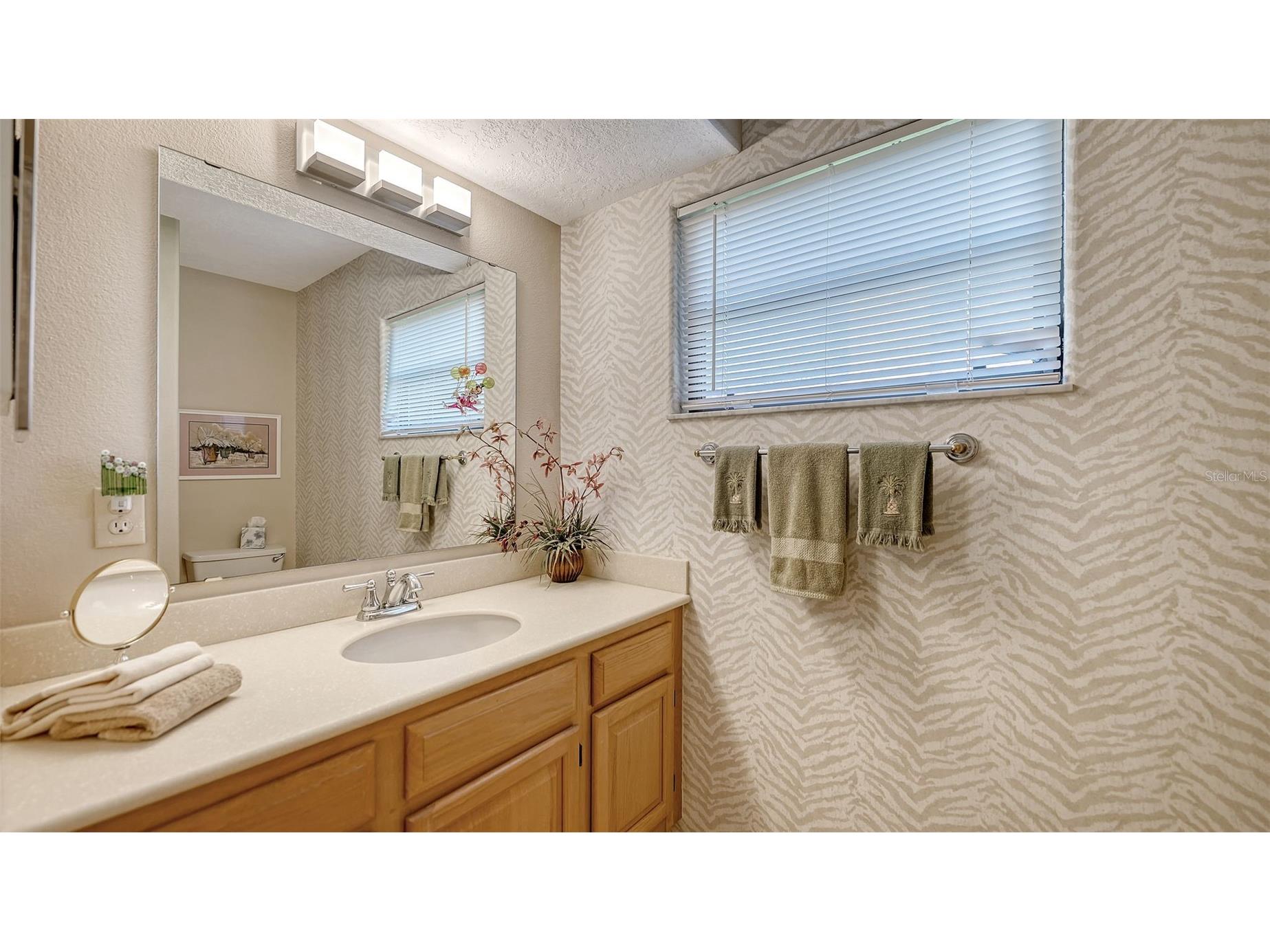 4310 74th Avenue E Sarasota FL 34243 A4686608 image28