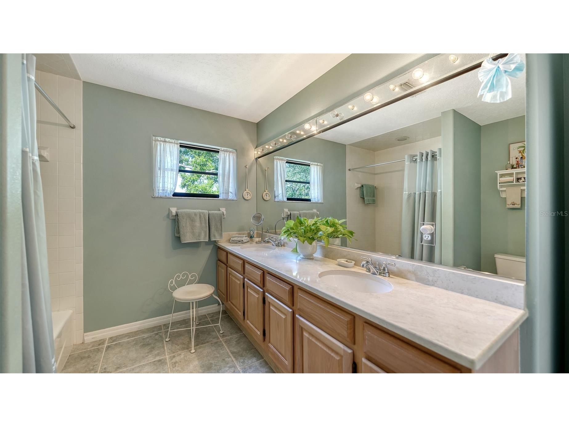 4310 74th Avenue E Sarasota FL 34243 A4686608 image34