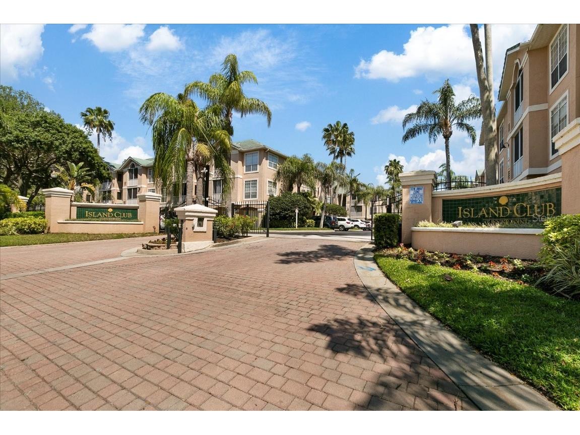 4310 Bay Club Drive #4310 Tampa FL 33607 U8238886 image1