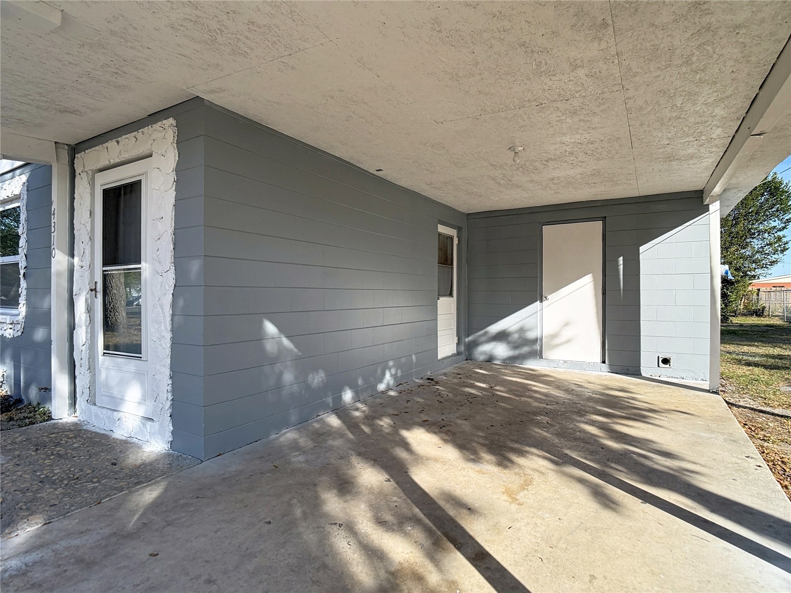 4310 E Clifton Street Tampa FL 33610 TB8441735 image2