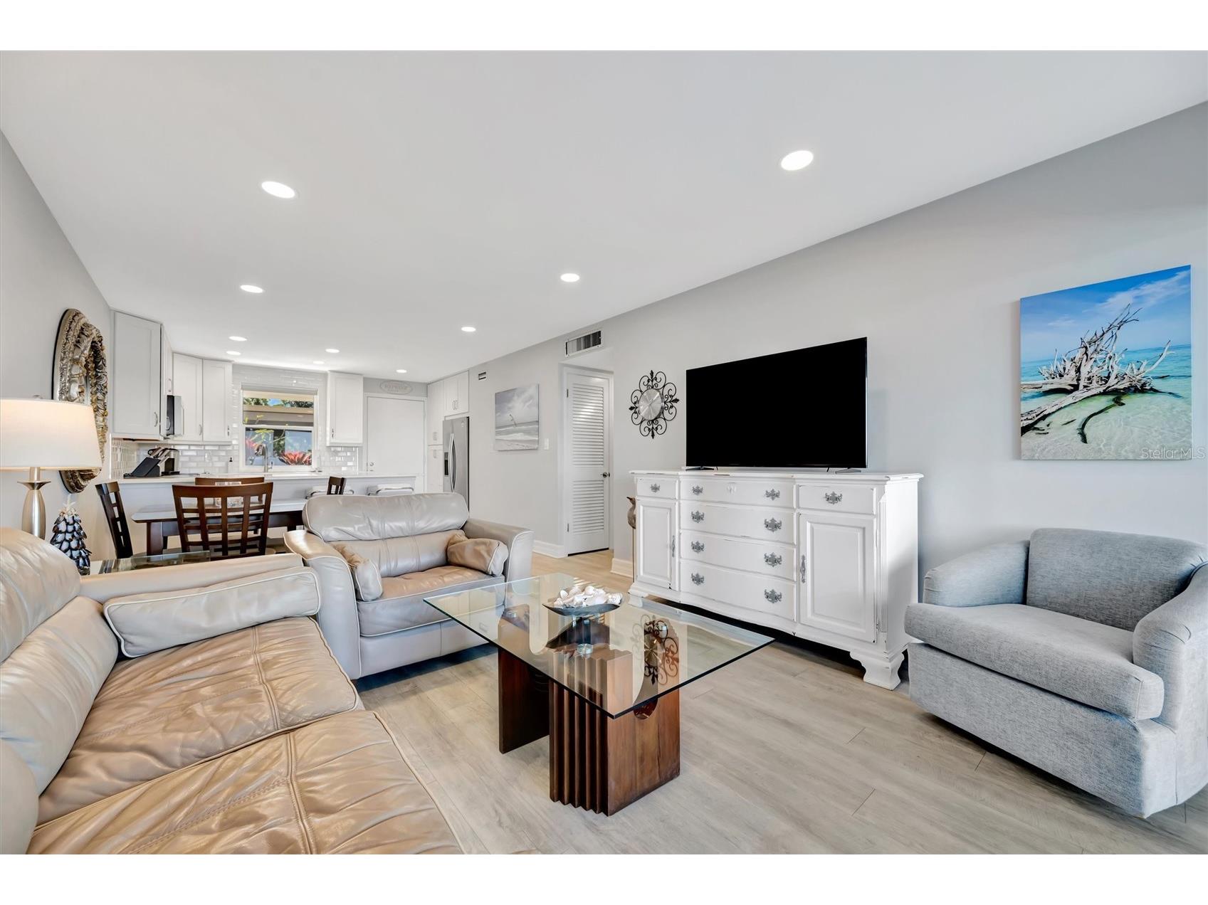 4310 Falmouth Drive #102 Longboat Key FL 34228 - SARASOTA BAY A4679011 image33