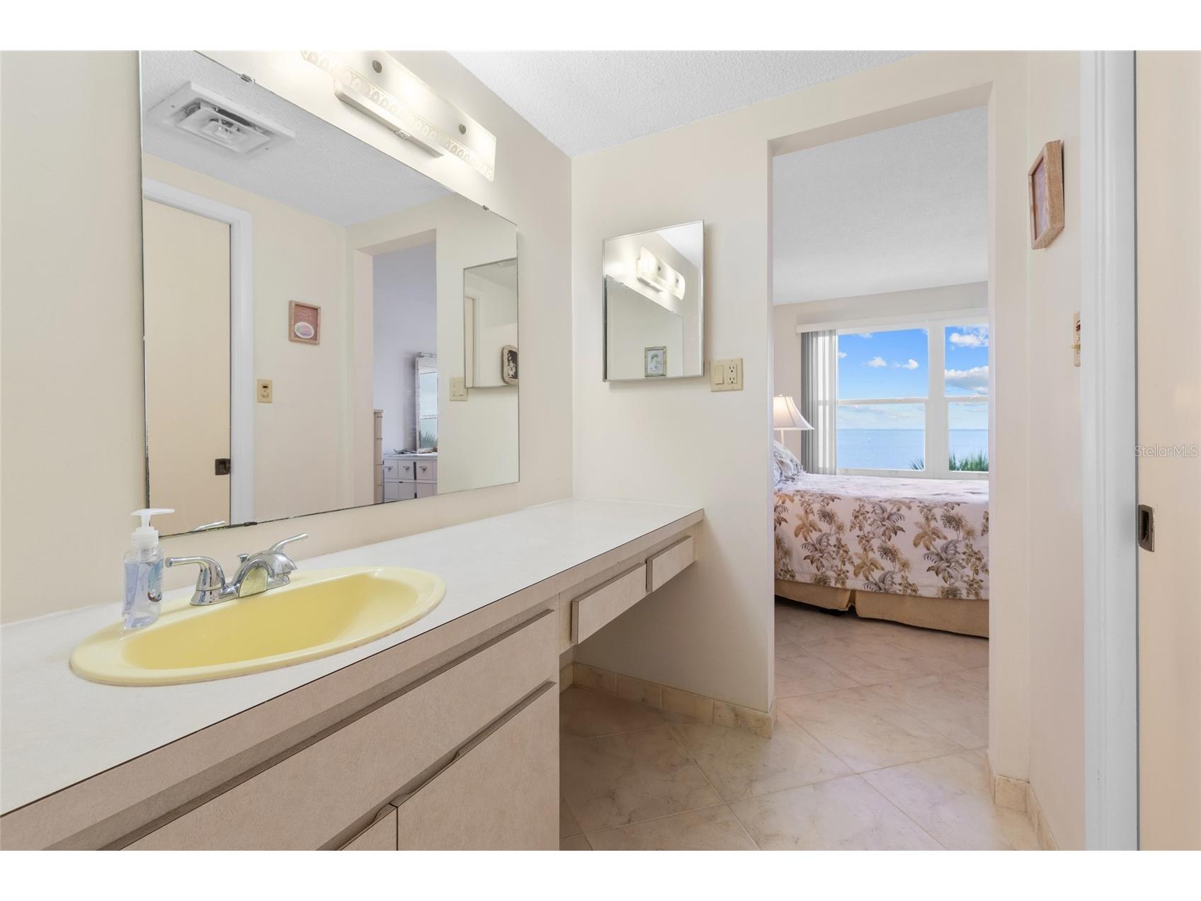 4310 Falmouth Drive #304 Longboat Key FL 34228 A4678473 image19